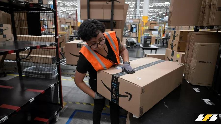 Amazon dethrones Walmart after 13 years and leads global sales.